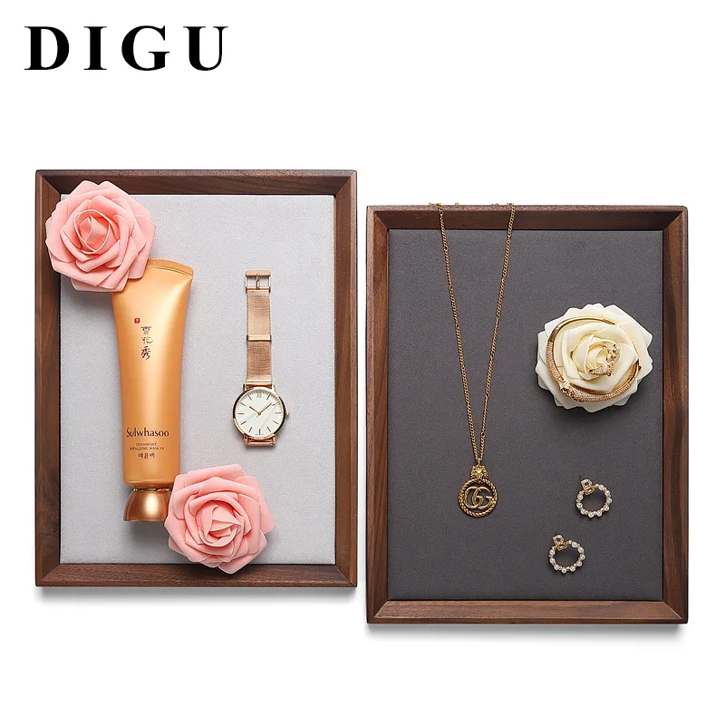 Solid wood microfiber jewelry disc jadeware Wenwan display tray jewelry watch pallet ring necklace storage
Solid wood microfiber jewelry disc jadeware Wenwan display tray jewelry watch pallet ring necklace storage