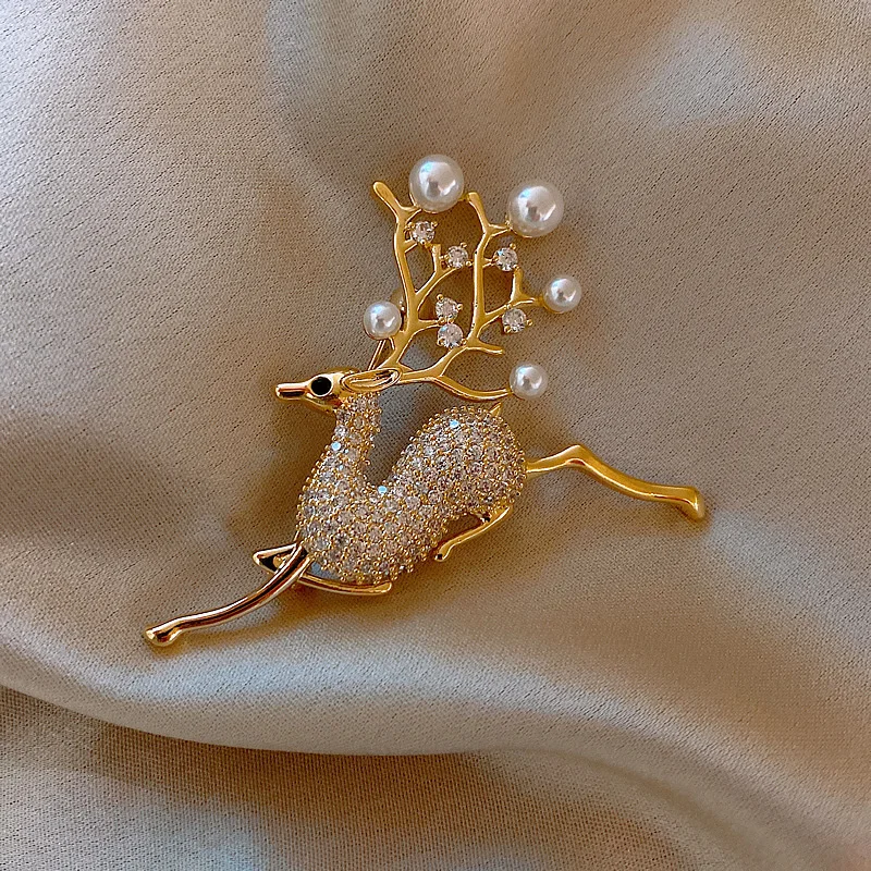 2021 Vintage Christmas Elk Bow Brooch for Women Girls Gold Color Imitation Pearl Brooches Pins Fashion Jewelry Coat Accessories
2021 Vintage Christmas Elk Bow Brooch for Women Girls Gold Color Imitation Pearl Brooches Pins Fashion Jewelry Coat Accessories