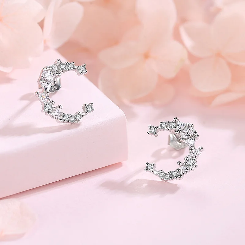 S925 Sterling Silver Earrings for Women 925 Silver Moon Stud Earrings Fine Jewelry for Wedding Crescent Diamond Crystal Earrings
S925 Sterling Silver Earrings for Women 925 Silver Moon Stud Earrings Fine Jewelry for Wedding Crescent Diamond Crystal Earrings