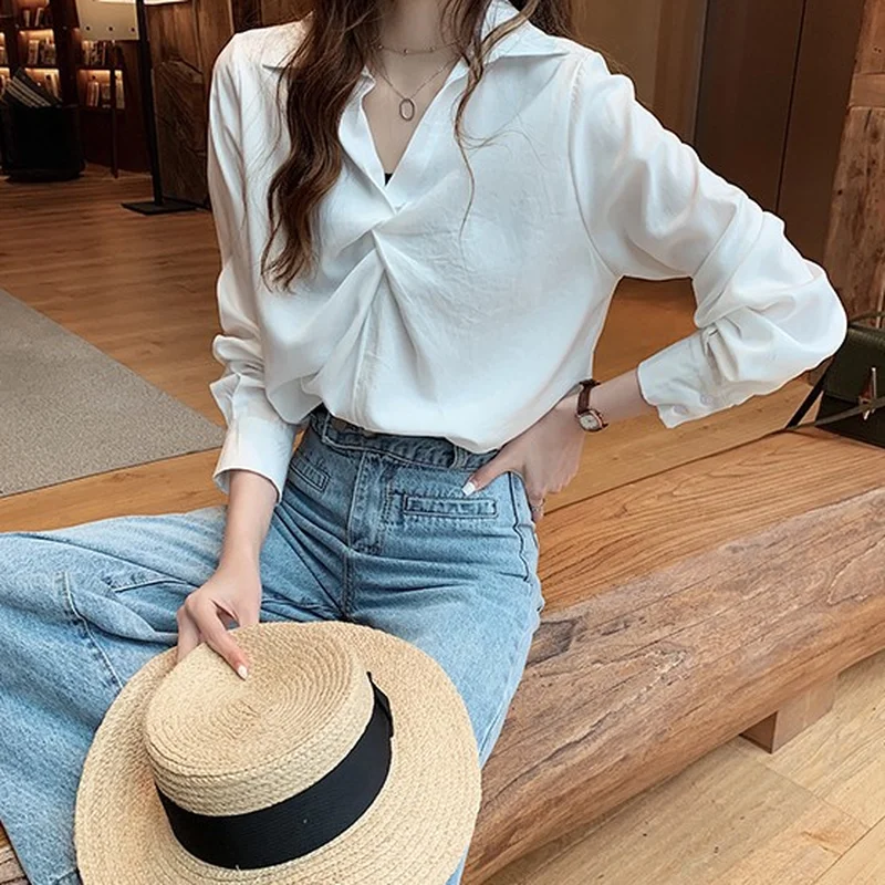 GOOHOJIO 2020 Fashionable V-neck Long Sleeve Blouse for Women Autumn Chiffon Ladies Streetwear Solid Color Vintage Women Shirts
GOOHOJIO 2020 Fashionable V-neck Long Sleeve Blouse for Women Autumn Chiffon Ladies Streetwear Solid Color Vintage Women Shirts
