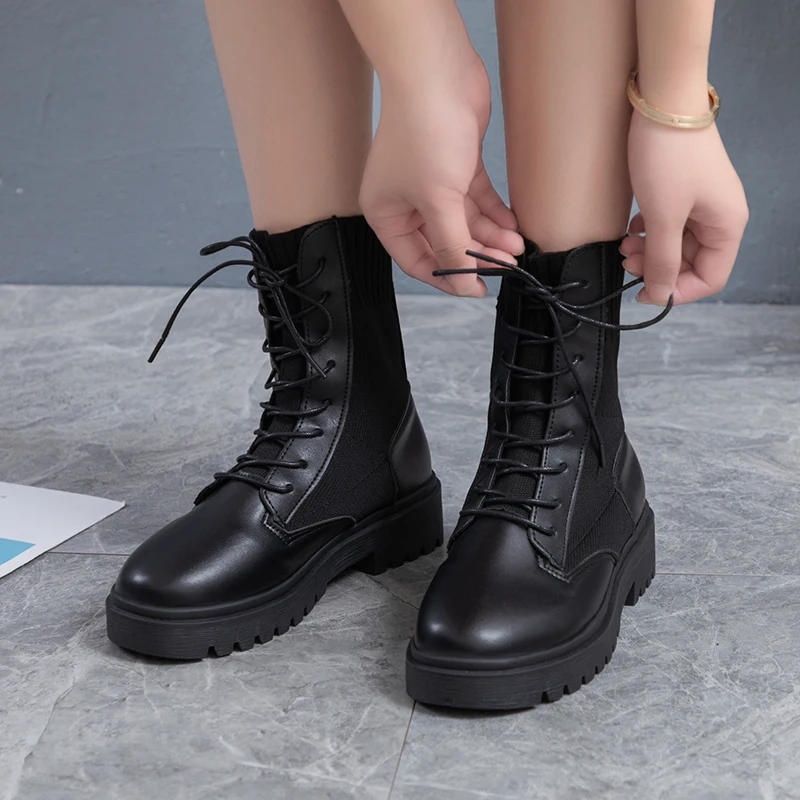 Women's Martin Boots ForAutumn and Winter High-qualityBoots Women's Boots Fashionable Flat-bottomed Round Lace Comfortable Boots
Women's Martin Boots ForAutumn and Winter High-qualityBoots Women's Boots Fashionable Flat-bottomed Round Lace Comfortable Boots