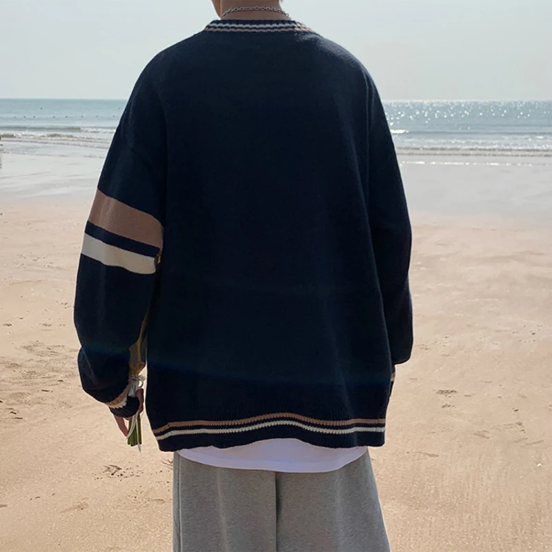Men Cardigan Patchwork Knitted Sweater Loose Autumn Winter All-match Outwear V-neck Student Streetwear Korean Style Ulzzang Chic 
Men Cardigan Patchwork Knitted Sweater Loose Autumn Winter All-match Outwear V-neck Student Streetwear Korean Style Ulzzang Chic
