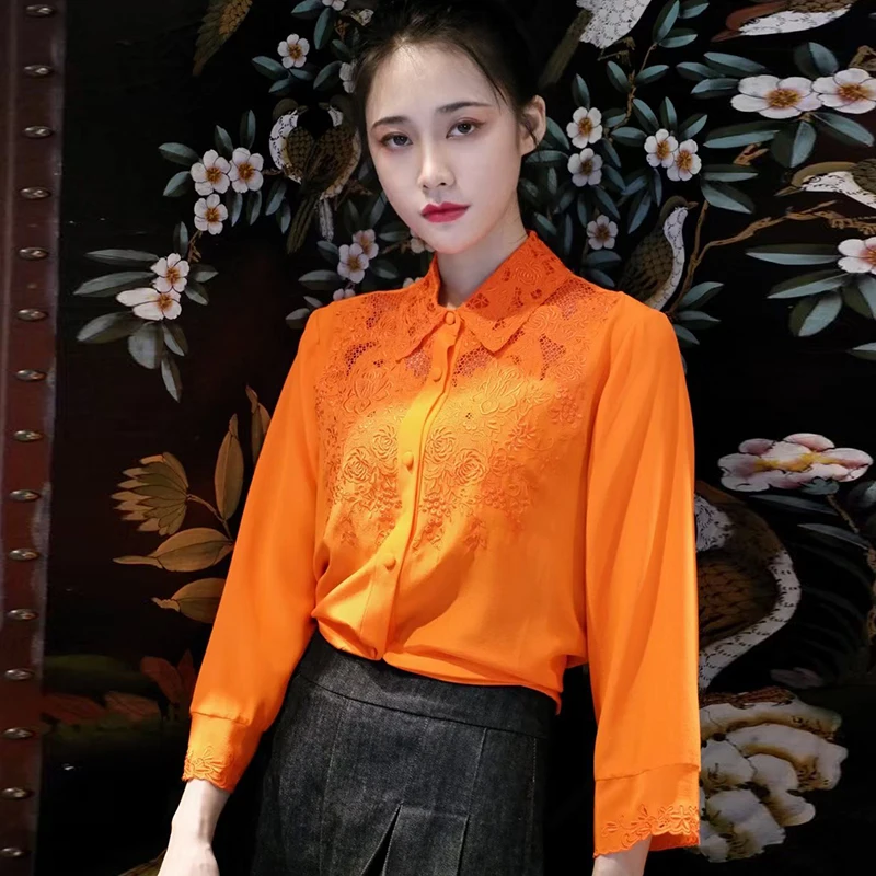 Spring And Summer New Style Women's Retro Hollow Embroidery High-End Silk Shirt Soft And Beautiful Top Plus Size M-3XL
Spring And Summer New Style Women's Retro Hollow Embroidery High-End Silk Shirt Soft And Beautiful Top Plus Size M-3XL