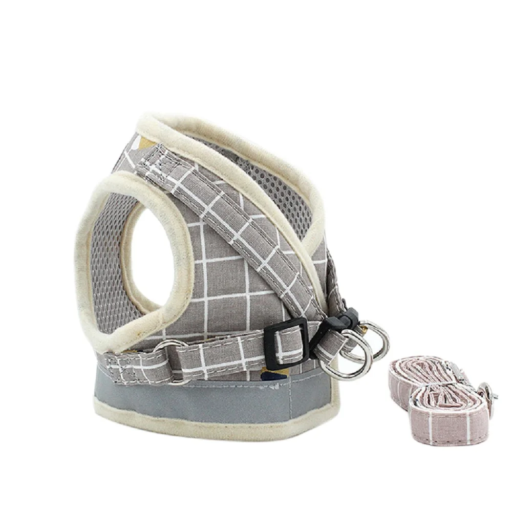 Pet chest harness vest-style dog leash reflective harness cat chest back pet supplies wholesale
Pet chest harness vest-style dog leash reflective harness cat chest back pet supplies wholesale