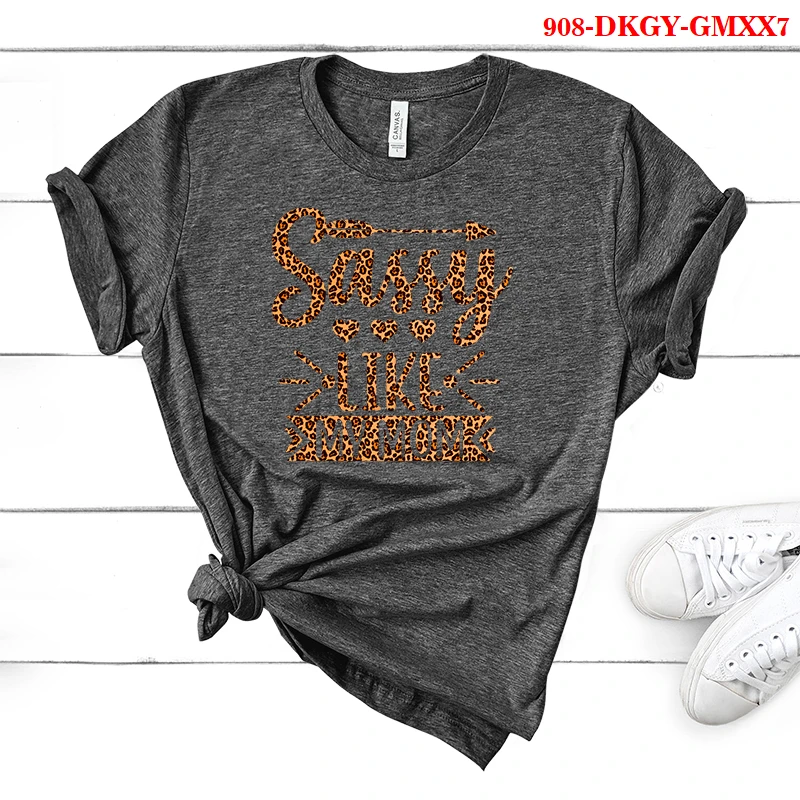 LIKE MY MOM Women T Shirt Casual Funny Tshirts O-Neck Aesthetics TShirt Leopard Print Casual Short Sleeve Streetwear Women Tops
LIKE MY MOM Women T Shirt Casual Funny Tshirts O-Neck Aesthetics TShirt Leopard Print Casual Short Sleeve Streetwear Women Tops