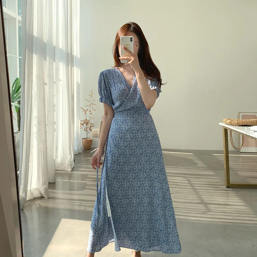 Korean Chic Simple One-Piece Waist Slimming Cute Youth-Looking Floral Puff Sleeve Mid-Length Chiffon Dress
Korean Chic Simple One-Piece Waist Slimming Cute Youth-Looking Floral Puff Sleeve Mid-Length Chiffon Dress