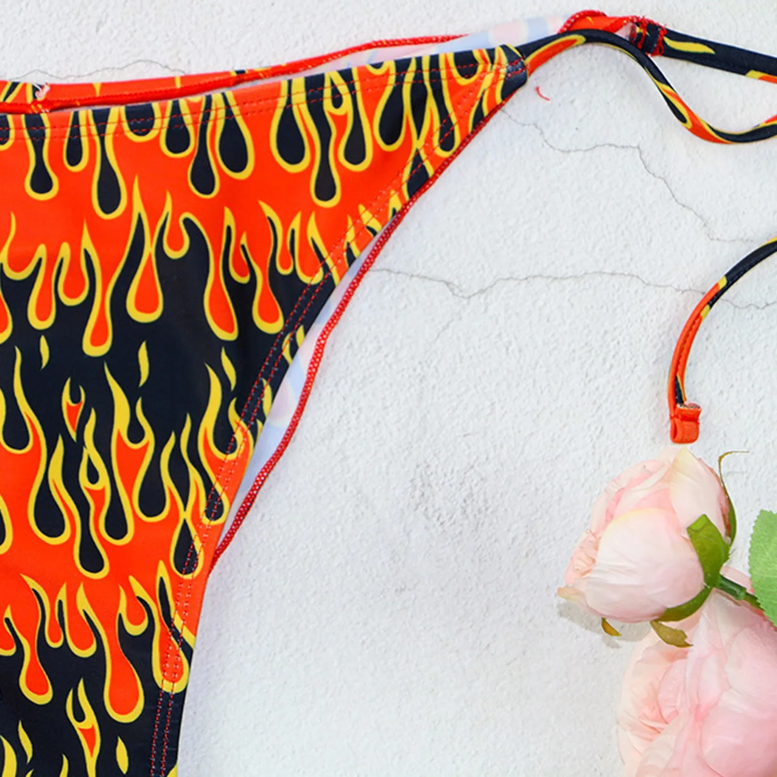 Women's Fashion Sexy Flames Print High Waist Split Swimsuit Bikini ropa de verano mujer 2021
Women's Fashion Sexy Flames Print High Waist Split Swimsuit Bikini ropa de verano mujer 2021