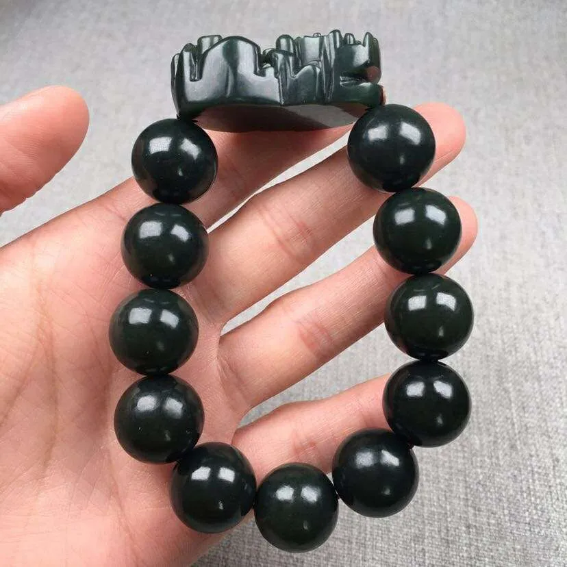 charming Jewelry Hetian jade bracelet men's and women's brave troops Buddha beads bracelet
charming Jewelry Hetian jade bracelet men's and women's brave troops Buddha beads bracelet