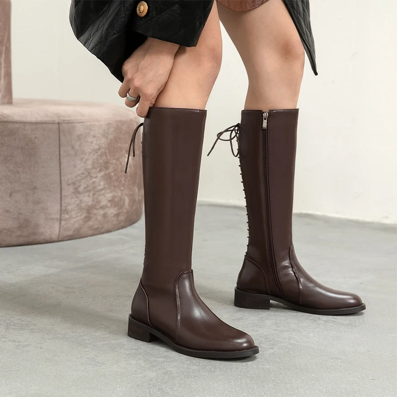 QZYERAI New Winter Round Toe Cow Leather Decoration Keep Warm Plus Size Thick Low Heels Riding Knee-high Boots GENUINE LEATHER
QZYERAI New Winter Round Toe Cow Leather Decoration Keep Warm Plus Size Thick Low Heels Riding Knee-high Boots GENUINE LEATHER
