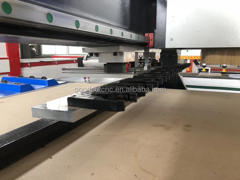 Smart strong automatic tool changer with Japan Yaskawa 750w 850w motor driver
Smart strong automatic tool changer with Japan Yaskawa 750w 850w motor driver