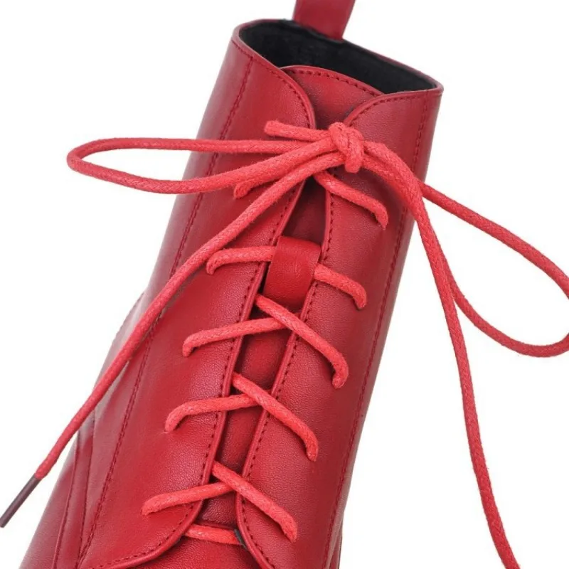 England Style High Heel Boots Women Autumn Platform Thick Heel Pointed Toe Ankle Boots Street PU Leather Black Boots Plus Size
England Style High Heel Boots Women Autumn Platform Thick Heel Pointed Toe Ankle Boots Street PU Leather Black Boots Plus Size