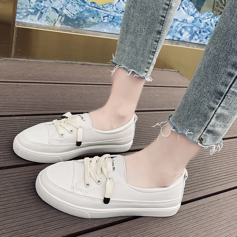 Little white shoes female 2021 spring and autumn new student Korean fashion shallow mouth lace-up sneakers comfortable.
Little white shoes female 2021 spring and autumn new student Korean fashion shallow mouth lace-up sneakers comfortable.