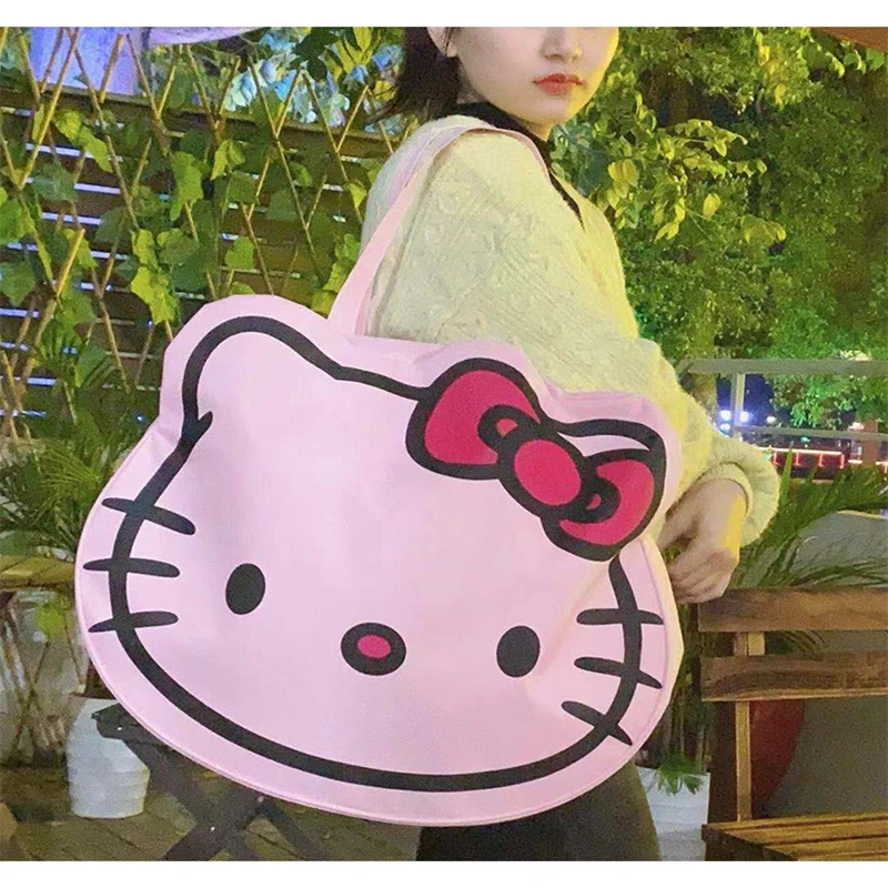 The New Popular 2021 Large Capacity Commuter Bag Cartoon One-shoulder Handbag Pink Female Bag Travel Bag Luggage Bag
The New Popular 2021 Large Capacity Commuter Bag Cartoon One-shoulder Handbag Pink Female Bag Travel Bag Luggage Bag