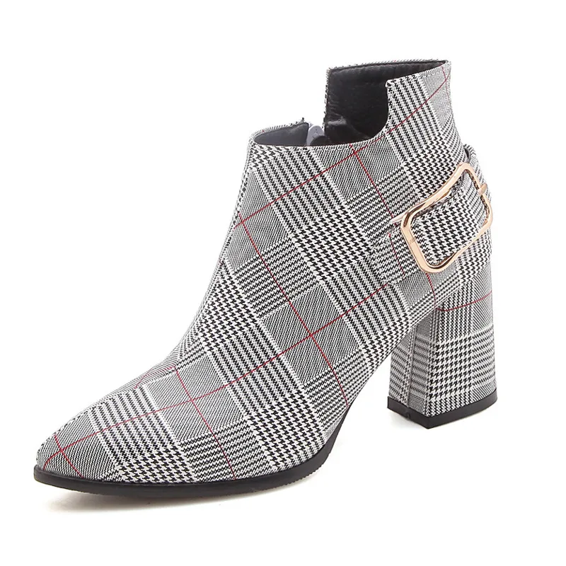 Ankle Boots Women Shoes 2021 Autumn Winter PU Leather High Heels Side Zip Short Boots Female Fashion Plover Grid Shoes
Ankle Boots Women Shoes 2021 Autumn Winter PU Leather High Heels Side Zip Short Boots Female Fashion Plover Grid Shoes