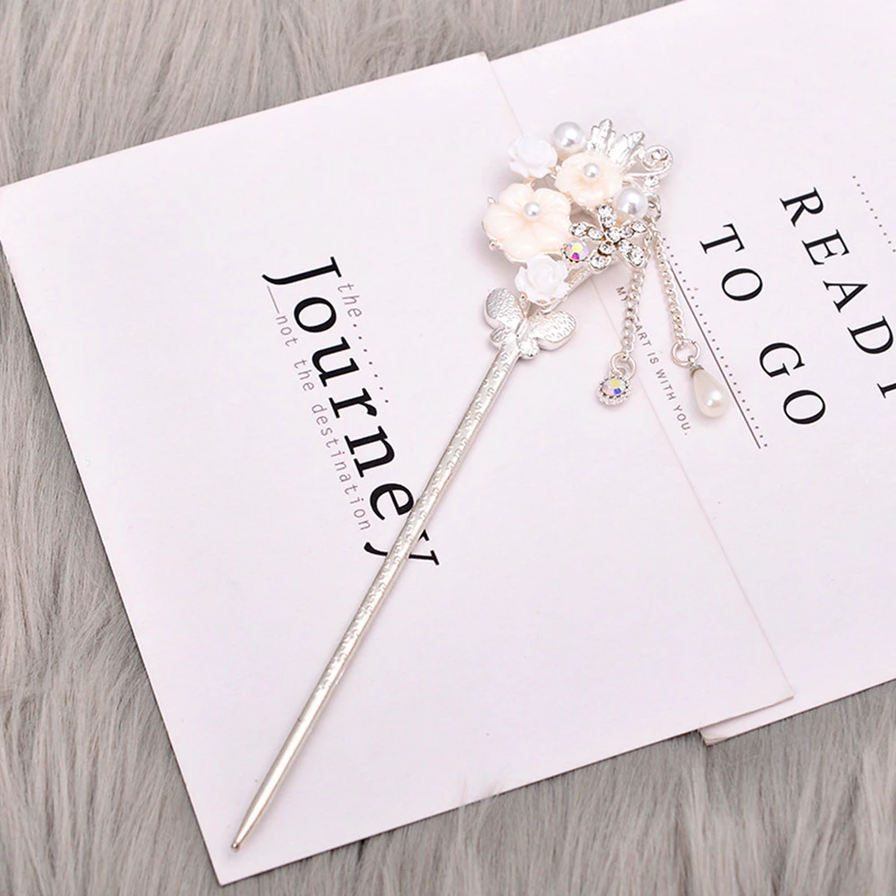 Classical Princess Women Costumes Headdress Hair Clip Jewelry Hair Stick Head Piece Wedding Hair Accessories Metal Alloy Pearl 
Classical Princess Women Costumes Headdress Hair Clip Jewelry Hair Stick Head Piece Wedding Hair Accessories Metal Alloy Pearl