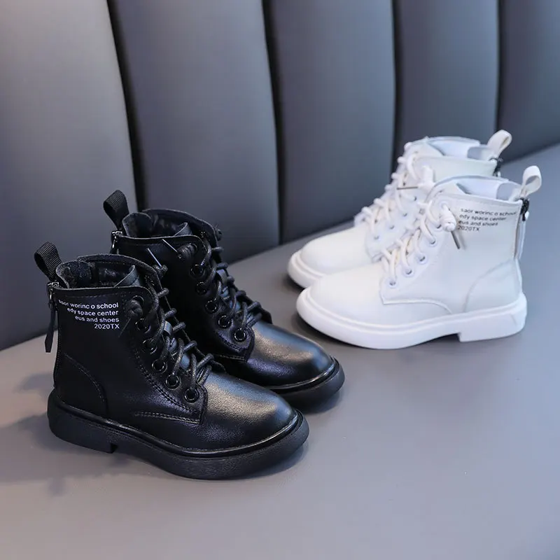 Children's shoes Martin boots leather children's short boots winter shoes 2021 new British style girl black cotton boots
Children's shoes Martin boots leather children's short boots winter shoes 2021 new British style girl black cotton boots