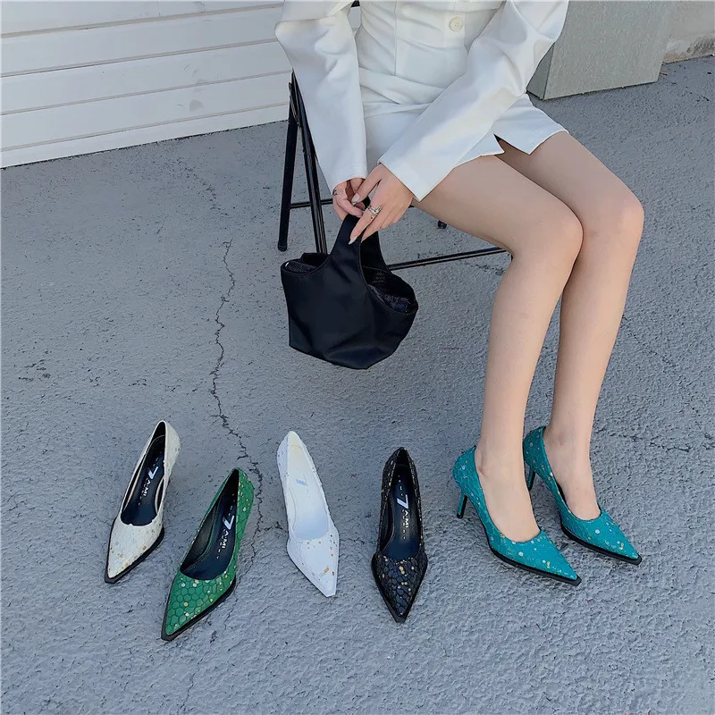 Casual Heels Lace-Up African Woman Shoe Brief Pumps Shallow Mouth 2022 Pointed Wedge Bling Bling Slip On Comfortable Gold Burgun
Casual Heels Lace-Up African Woman Shoe Brief Pumps Shallow Mouth 2022 Pointed Wedge Bling Bling Slip On Comfortable Gold Burgun