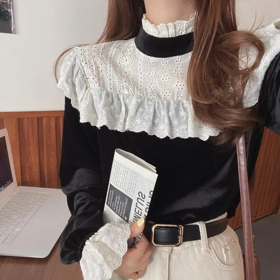 Black Lace Hollow Out Long Sleeved Plus Size Korean Autumn Elegant Fashion Blouses And Tops Women'S Oversize Shirt Clothing 2021
Black Lace Hollow Out Long Sleeved Plus Size Korean Autumn Elegant Fashion Blouses And Tops Women'S Oversize Shirt Clothing 2021
