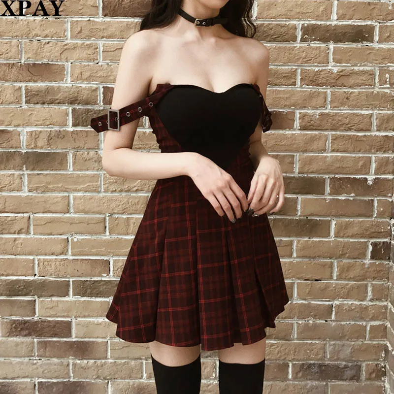 Sexy Gothic Girls Backless Rock Punk Dress 2020 Summer Black Red Plaid Pleated Dress Female Streetwear Retro Mini Short Dresses
Sexy Gothic Girls Backless Rock Punk Dress 2020 Summer Black Red Plaid Pleated Dress Female Streetwear Retro Mini Short Dresses