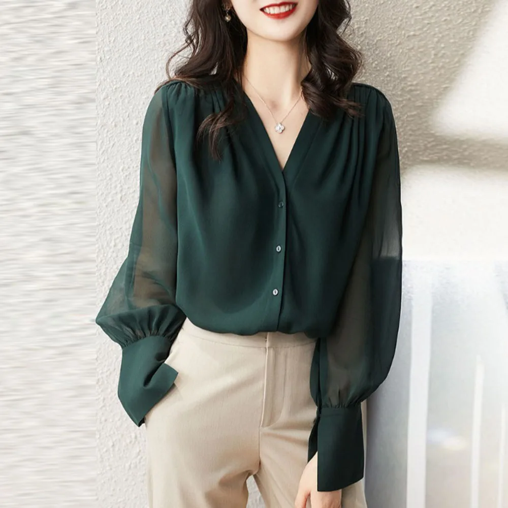 Women's Chiffon Top 2022 French New Style Temperament Elegant Double Layer Loose Deep V-neck Shirt Ladies Blouse Perspective 
Women's Chiffon Top 2022 French New Style Temperament Elegant Double Layer Loose Deep V-neck Shirt Ladies Blouse Perspective
