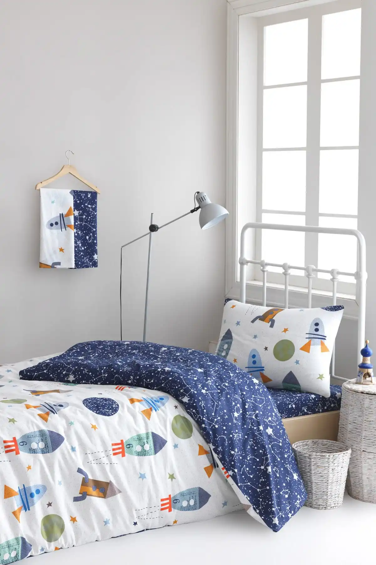 100% natural Cotton Single Duvet cover set Space x Laciver White Color Gray Women Men Teen Bedding Set Bed Sheets Pillow case
100% natural Cotton Single Duvet cover set Space x Laciver White Color Gray Women Men Teen Bedding Set Bed Sheets Pillow case