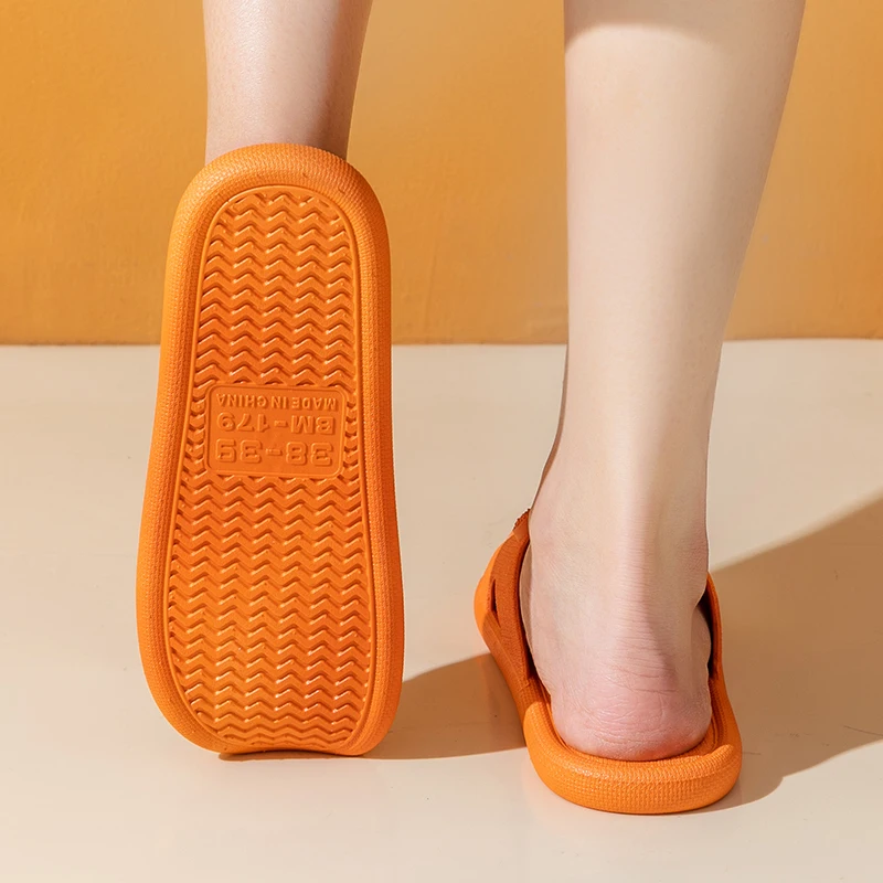 Korean Slippers Lovely Cartoon Bear Shoes for Women 2021 Summer Lovers Massage Platform Sandals Non-slip Beach Shower Men Slides