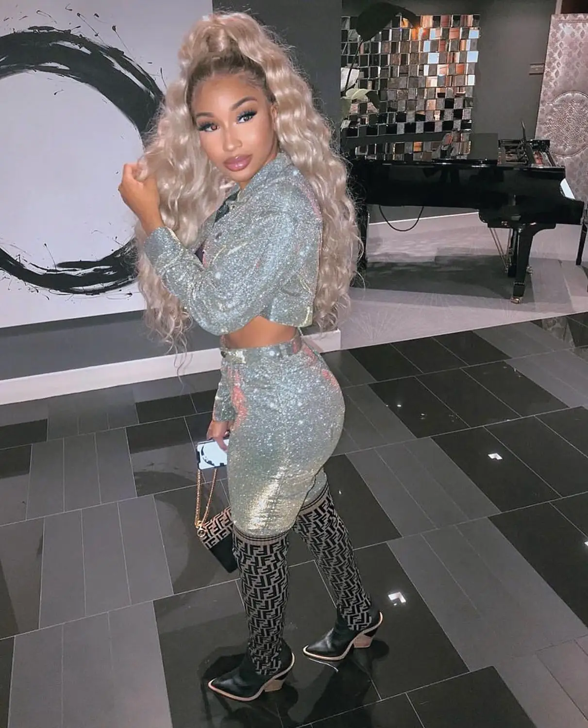 European Hair Ombre Ash Blonde Color 13x4 180% lace front wig remy hair transparent lace free shipping overnight
European Hair Ombre Ash Blonde Color 13x4 180% lace front wig remy hair transparent lace free shipping overnight