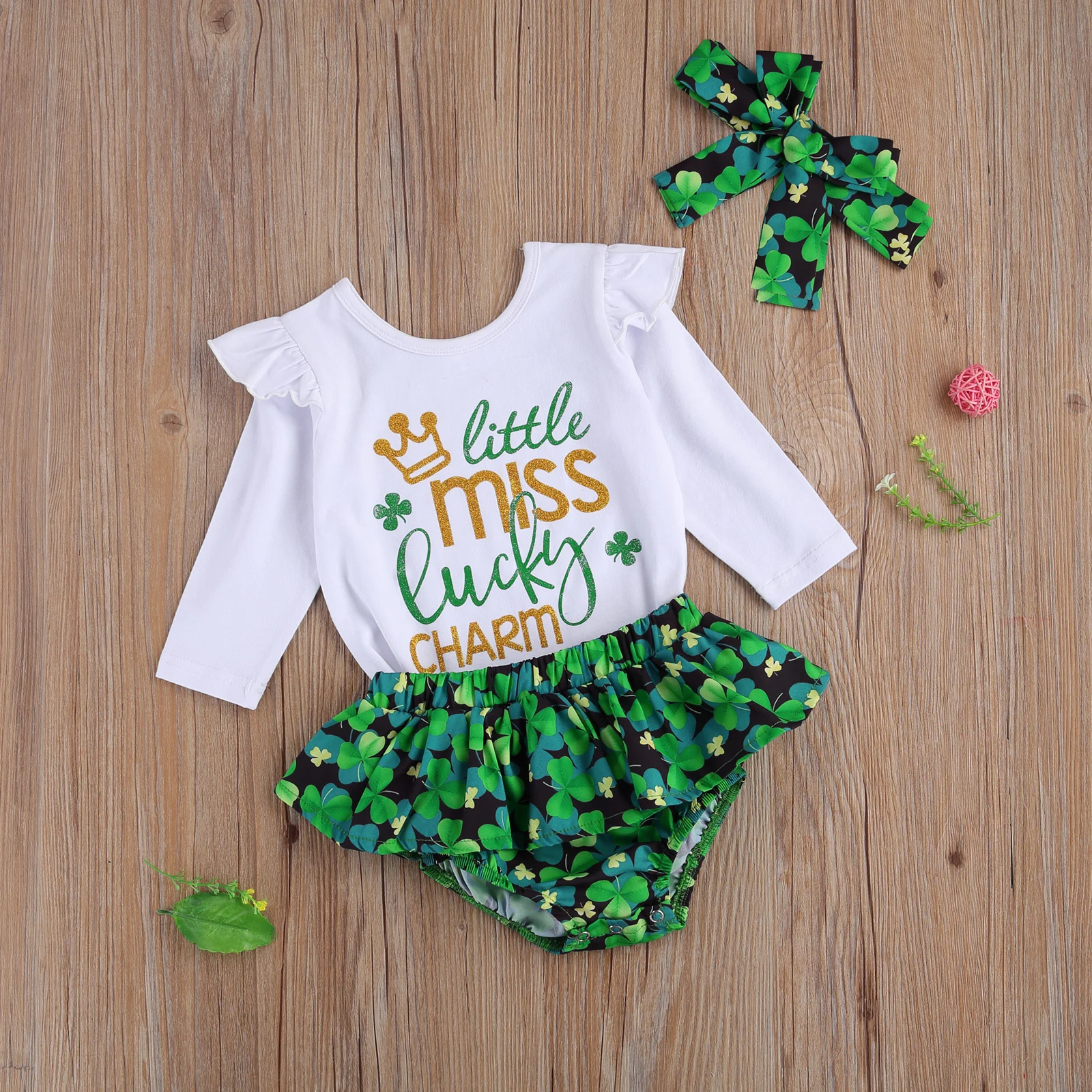 3Pcs Baby Girls St.Patrick Day Set Letter Print Long Sleeve Romper Shamrock Print Shorts Headwear Infant Toddler Sets 0-24M
3Pcs Baby Girls St.Patrick Day Set Letter Print Long Sleeve Romper Shamrock Print Shorts Headwear Infant Toddler Sets 0-24M