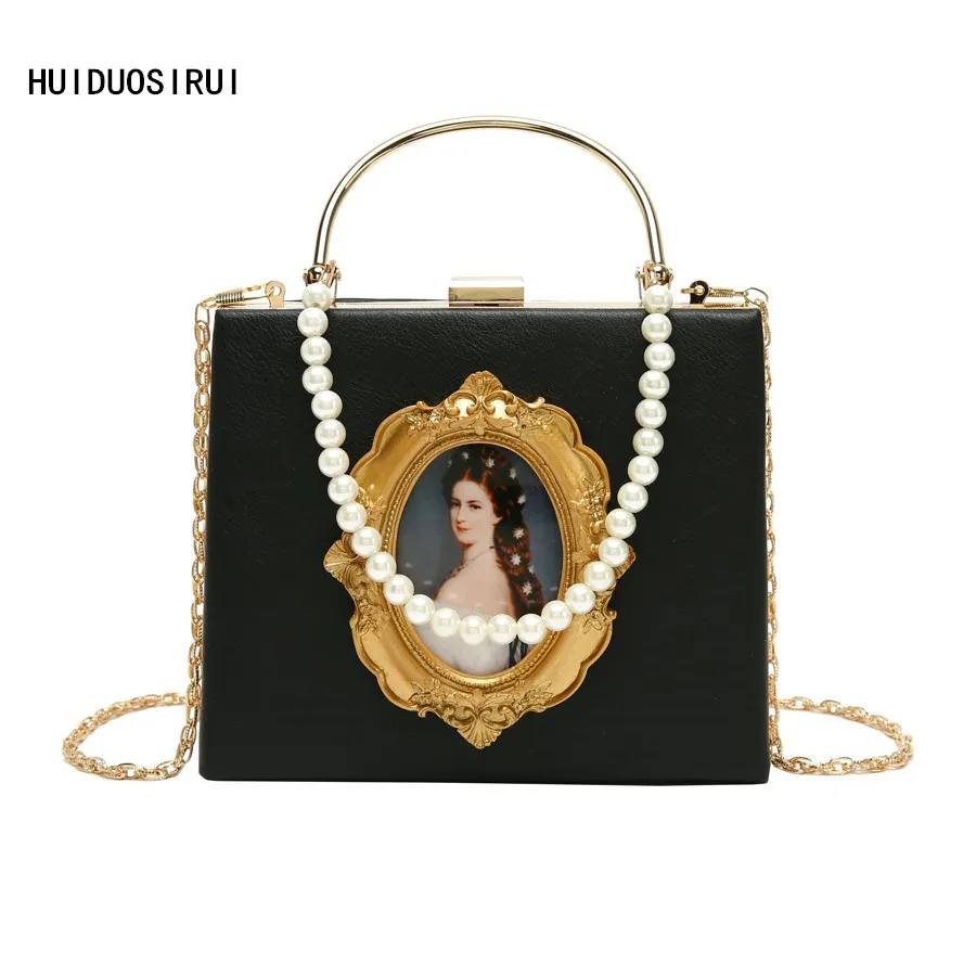 Кожаные сумки с тиснением в стиле ретро, барокко, женская сумка, кошелек, жемчужная цепочка, сумка через плечо для женщин
Кожаные сумки с тиснением в стиле ретро, барокко, женская сумка, кошелек, жемчужная цепочка, сумка через плечо для женщин