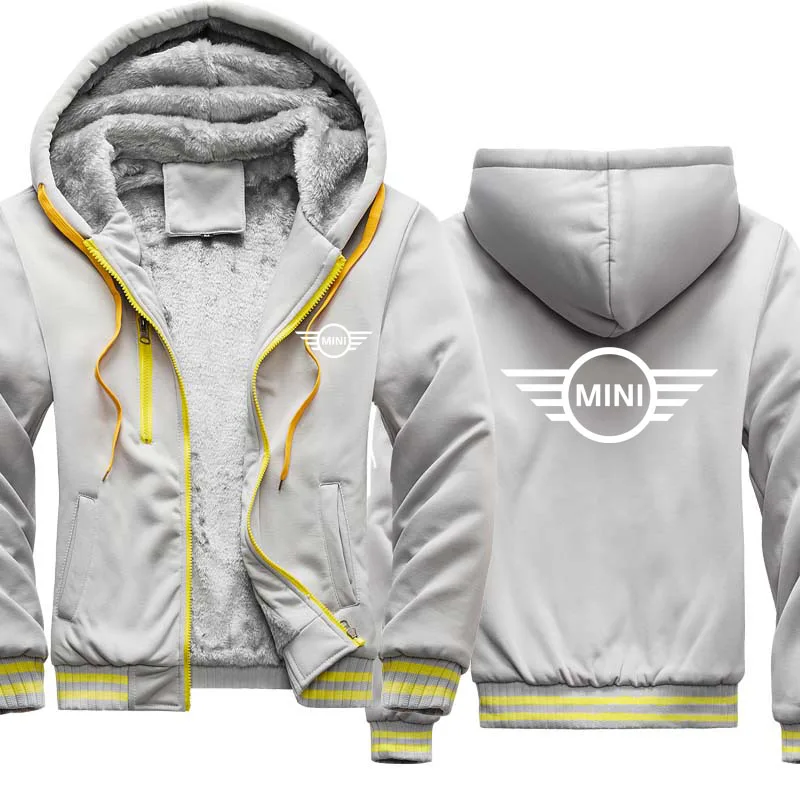 Coats & Jackets 
Coats & Jackets