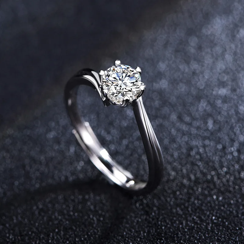 One Carat Retro Six Prong Classic Moissanite Ring Female S925 Sterling Silver Snowflake Diamond Rings Marriage Proposal Jewelry
One Carat Retro Six Prong Classic Moissanite Ring Female S925 Sterling Silver Snowflake Diamond Rings Marriage Proposal Jewelry