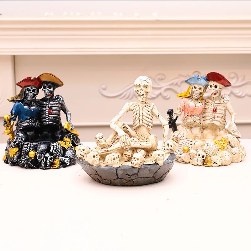 2022 Halloween Skull Ashtray Carnival Bar Party Scene Decoration Props Skeleton Ashtray Decor Creative Personality Skull
2022 Halloween Skull Ashtray Carnival Bar Party Scene Decoration Props Skeleton Ashtray Decor Creative Personality Skull