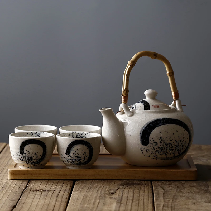 Chinese Style Teapot One Kettle Four Cups Simple Ceramic Office Home Tea Set Teacup Acacia Wood Tea Tray Tea Cozy
Chinese Style Teapot One Kettle Four Cups Simple Ceramic Office Home Tea Set Teacup Acacia Wood Tea Tray Tea Cozy