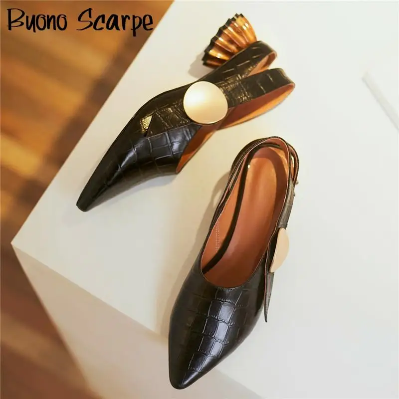Buono Scarpe Strange Med Heel Women Summer Shoes Embossed Natural Leather Metal Decor Sandals Retro Ladies Pointed Toe Shoes New
Buono Scarpe Strange Med Heel Women Summer Shoes Embossed Natural Leather Metal Decor Sandals Retro Ladies Pointed Toe Shoes New