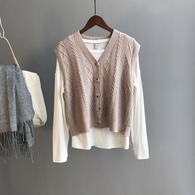 2020 Spring V-Neck Sleeveless Knitting Material Women Fashion Thin Vest Tops Chaleco Mujer Gilet Casaco Feminino
2020 Spring V-Neck Sleeveless Knitting Material Women Fashion Thin Vest Tops Chaleco Mujer Gilet Casaco Feminino