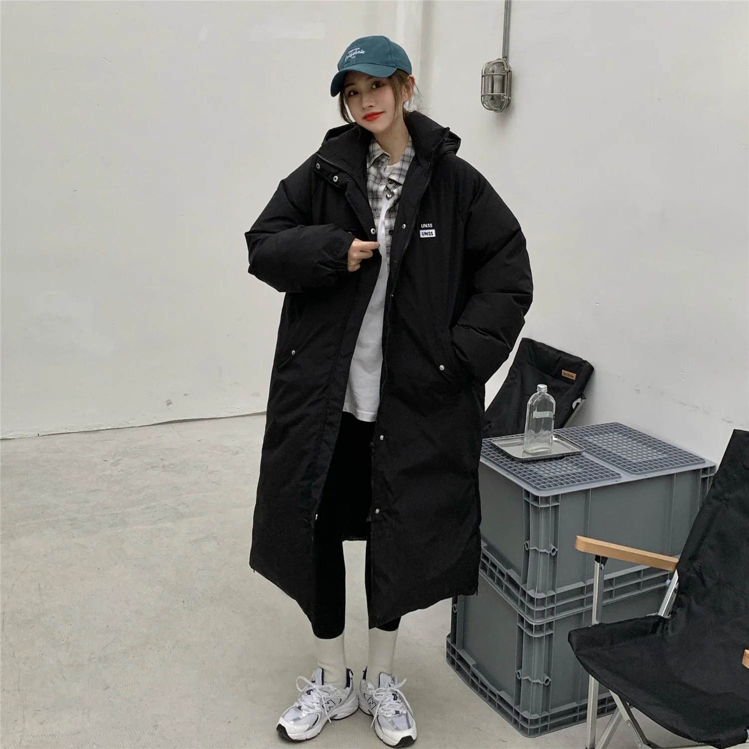 2021 Black And White Medium Length Clothes Korean Loose Thickened Hooded Cotton Padded Women's Coat Fashion Best Temperament
2021 Black And White Medium Length Clothes Korean Loose Thickened Hooded Cotton Padded Women's Coat Fashion Best Temperament