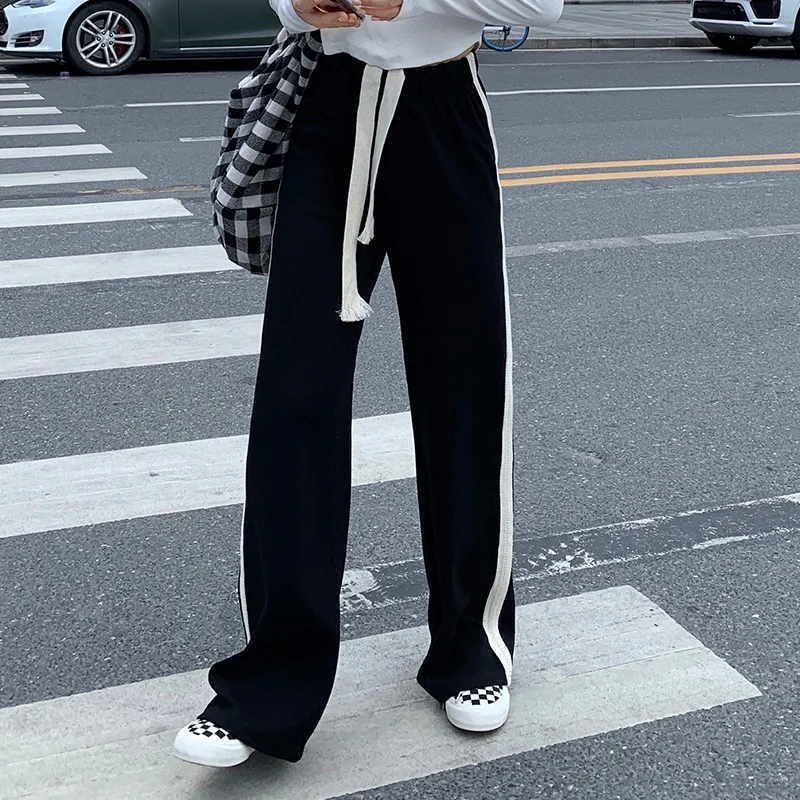 Casual Sports Pants Female Autumn Winter 2021 High Waist Loose Mop Wide Leg Pants Vertical Stripes Leg Shaping Black Rac
Casual Sports Pants Female Autumn Winter 2021 High Waist Loose Mop Wide Leg Pants Vertical Stripes Leg Shaping Black Rac