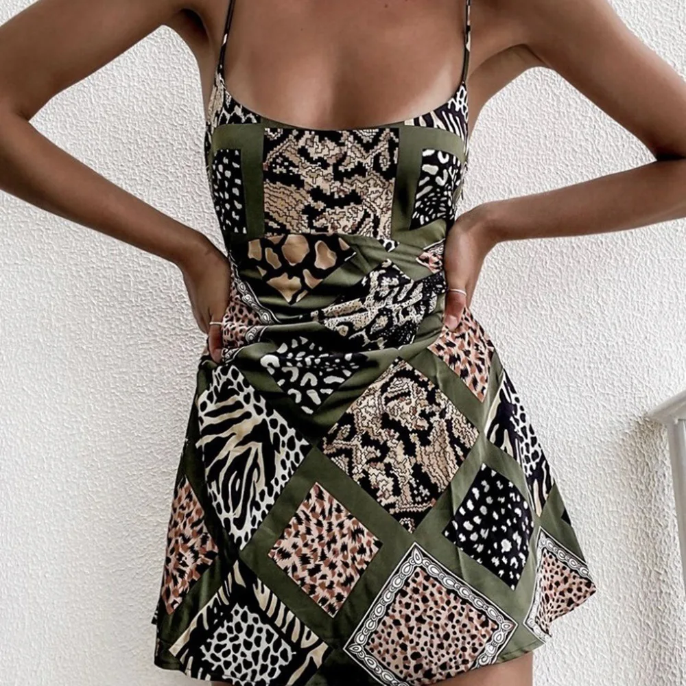 Women Dress Summer 2021 Vintage Fashion Beach Cover Up Plus Size And Tunics New Set Strap Brought Sexy Hollow Out Word Print
Women Dress Summer 2021 Vintage Fashion Beach Cover Up Plus Size And Tunics New Set Strap Brought Sexy Hollow Out Word Print