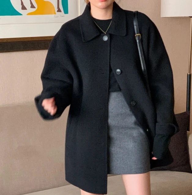 2020 Winter Korean Version Of The Black Coat Wool Long Padded Woolen Simple Jacket Women's
2020 Winter Korean Version Of The Black Coat Wool Long Padded Woolen Simple Jacket Women's