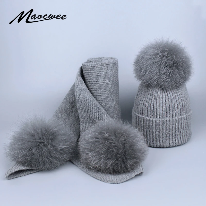 Women Children's Scarf Hat Set Pompoms for Knitting Real Fox Fur Ball Autumn And Winter Warm Girl Skullies Beanies High Quality
Women Children's Scarf Hat Set Pompoms for Knitting Real Fox Fur Ball Autumn And Winter Warm Girl Skullies Beanies High Quality