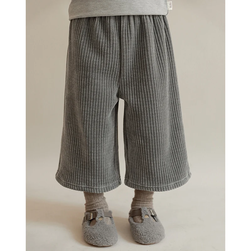 Girls Pants Autumn Solid Color Cotton Loose Fashion Baby Straight-Leg Pants Boy Children Fashionable Casual Pants 
Girls Pants Autumn Solid Color Cotton Loose Fashion Baby Straight-Leg Pants Boy Children Fashionable Casual Pants