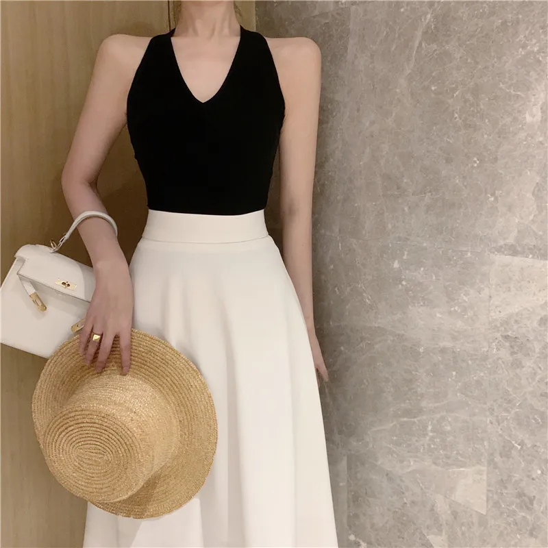 2021 New Summer Two Piece Set Women Sexy Vest Top + slim Waist A-line Long Skirt Female Suits Vintage Sets Clothing
2021 New Summer Two Piece Set Women Sexy Vest Top + slim Waist A-line Long Skirt Female Suits Vintage Sets Clothing