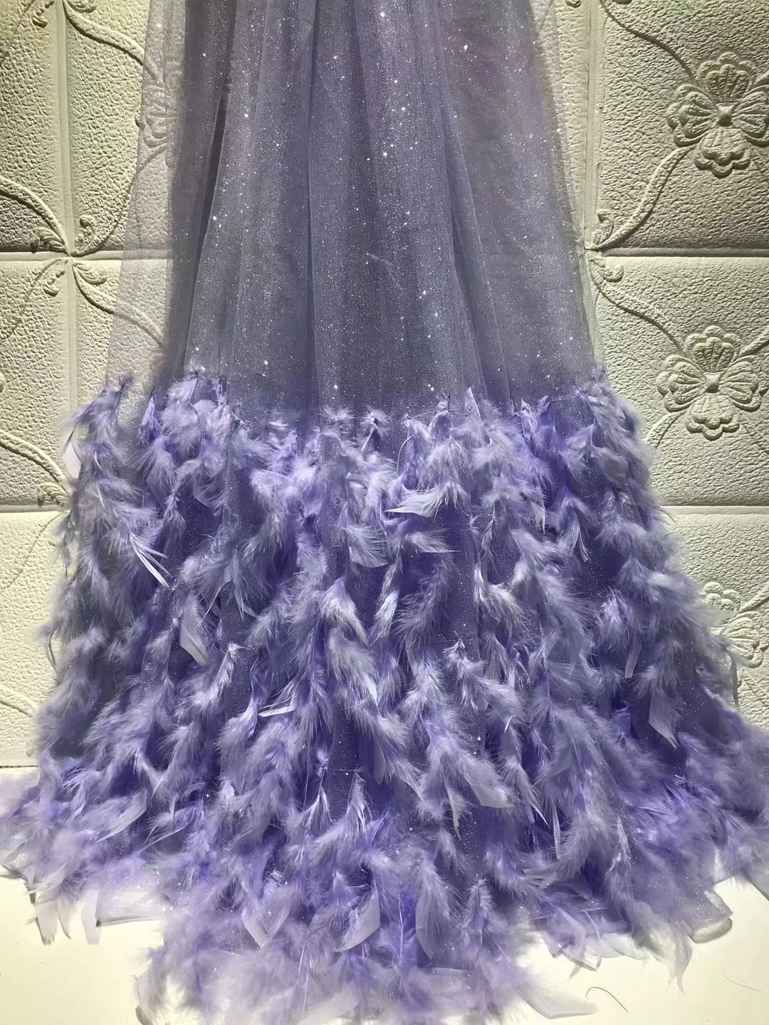 Pure White African Tulle Lace Fabric with Sequins Fashion Feather Embroidery Nigeria French Mesh Lace Fabric Wedding ZX4424
Pure White African Tulle Lace Fabric with Sequins Fashion Feather Embroidery Nigeria French Mesh Lace Fabric Wedding ZX4424