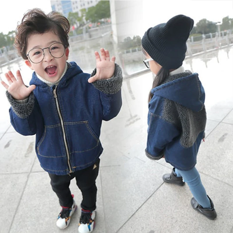 INS HOT Baby boys thick denim jacket Denim + lamb wool fabric kids autumn and winter clothes Individual design unisex clothing 
INS HOT Baby boys thick denim jacket Denim + lamb wool fabric kids autumn and winter clothes Individual design unisex clothing