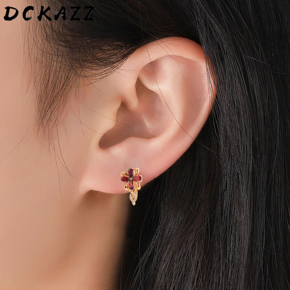 New Natural Zircon Colorful Flower Stud Earring Set Women Inlaid Luxury Crystal Small Earring Aesthetic Jewelry Birthday Gift
New Natural Zircon Colorful Flower Stud Earring Set Women Inlaid Luxury Crystal Small Earring Aesthetic Jewelry Birthday Gift