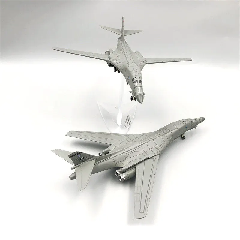1:200 U.S. Army B-1B Lancer Gray Swan Variable Sweep Wing Supersonic Strategic Bomber Military Fighter Aircraft Model Diecast
1:200 U.S. Army B-1B Lancer Gray Swan Variable Sweep Wing Supersonic Strategic Bomber Military Fighter Aircraft Model Diecast