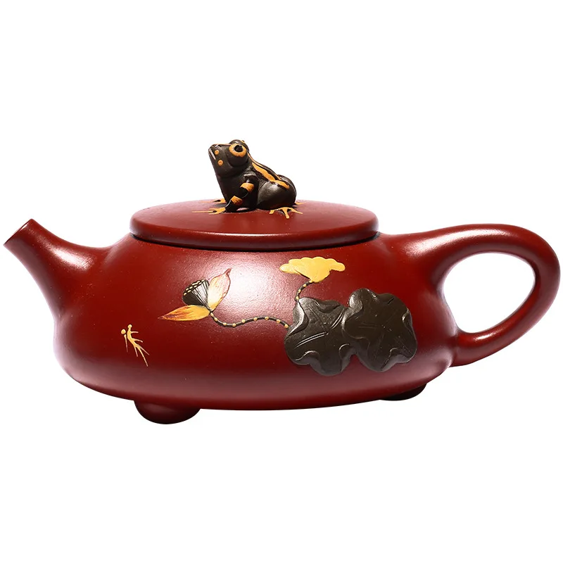 Yixing handmade purple clay teapot raw material Dahongpao Lotus Pond Moonlight Ladybug Teapot Tea Set
Yixing handmade purple clay teapot raw material Dahongpao Lotus Pond Moonlight Ladybug Teapot Tea Set