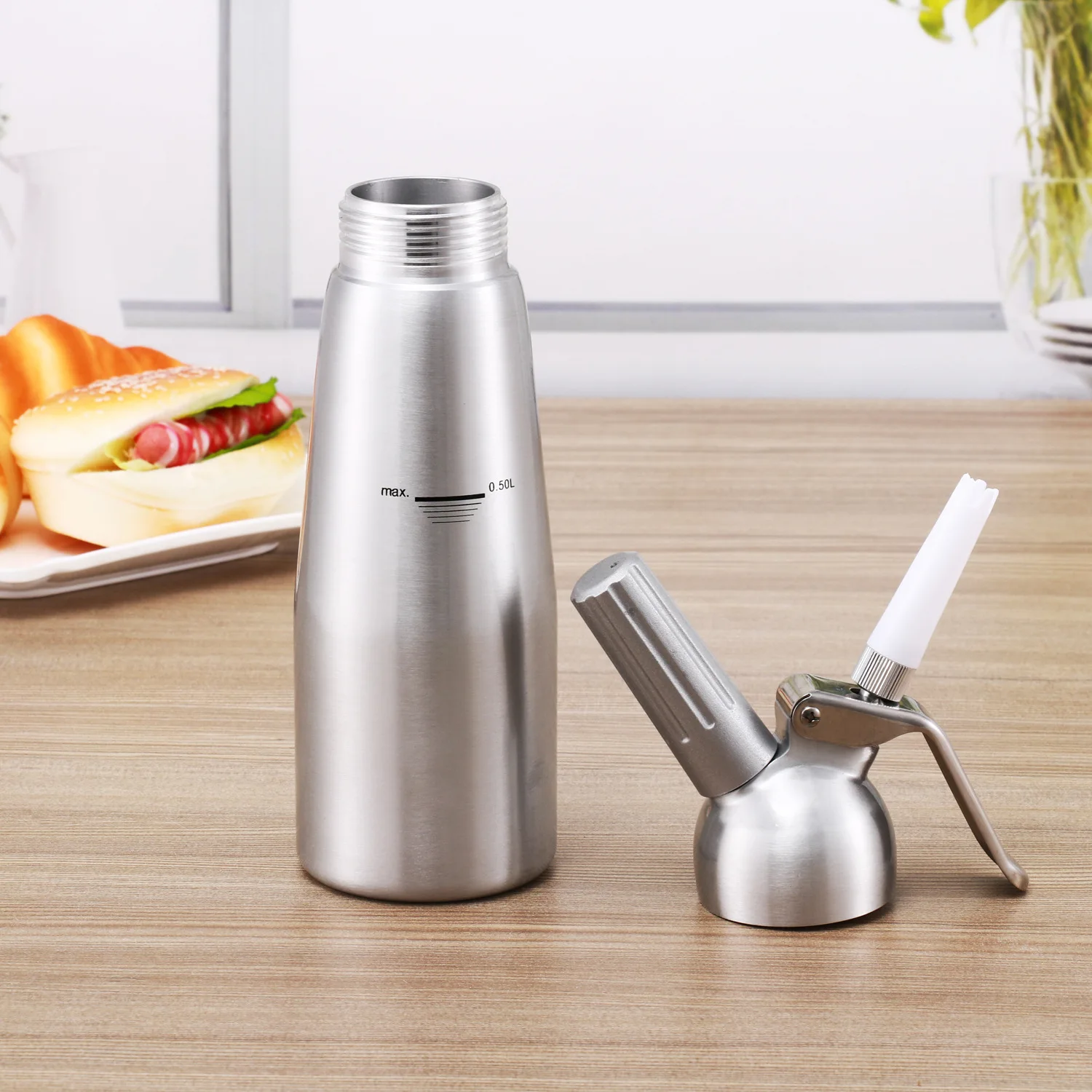 500 мл, алюминиевая зеркальная белая десертная принадлежность с 3 насадками из нержавеющей стали, пипетка высокого качества
500 мл, алюминиевая зеркальная белая десертная принадлежность с 3 насадками из нержавеющей стали, пипетка высокого качества