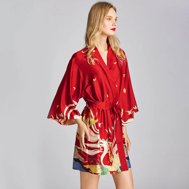 NORMOV New Summer Women Silk Robes V-Neck Bathrobe Printing Robes Female Sexy Slim Mini Plus Size Pajamas Femme Thin Ice Silk 
NORMOV New Summer Women Silk Robes V-Neck Bathrobe Printing Robes Female Sexy Slim Mini Plus Size Pajamas Femme Thin Ice Silk