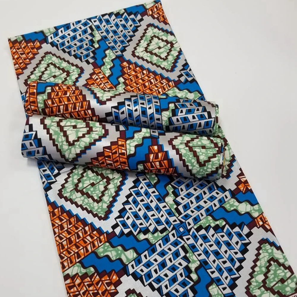 New African Golden Wax Fabric Ankara Laminated Hot Sale Cotton Material African Print Batik African Fabric Tissue Wax
New African Golden Wax Fabric Ankara Laminated Hot Sale Cotton Material African Print Batik African Fabric Tissue Wax